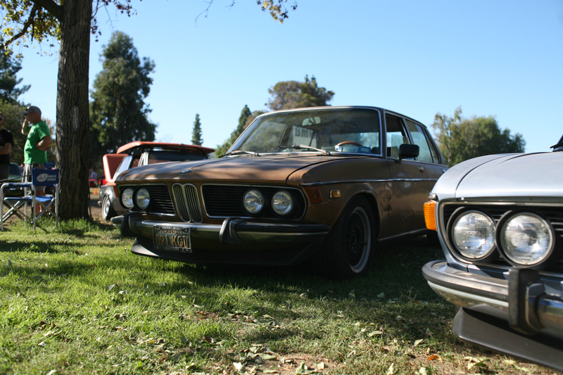 Illustration for article titled SoCal Vintage BMWs: Where the turn-signal-using BMW owners come to play